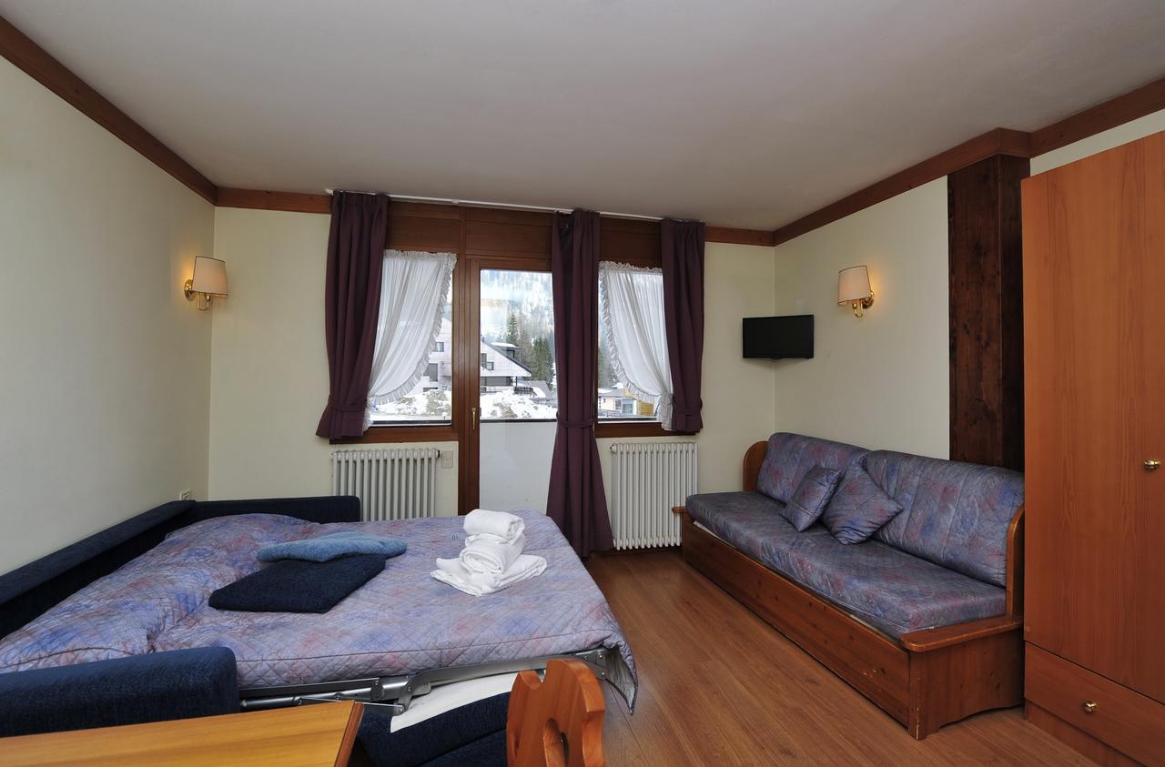 Ski Residence San Martino Di Castrozza Exterior photo